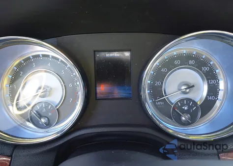 2013 Chrysler 300 Motown from USA, damaged, VIN 2C3CCAAG2DH595297